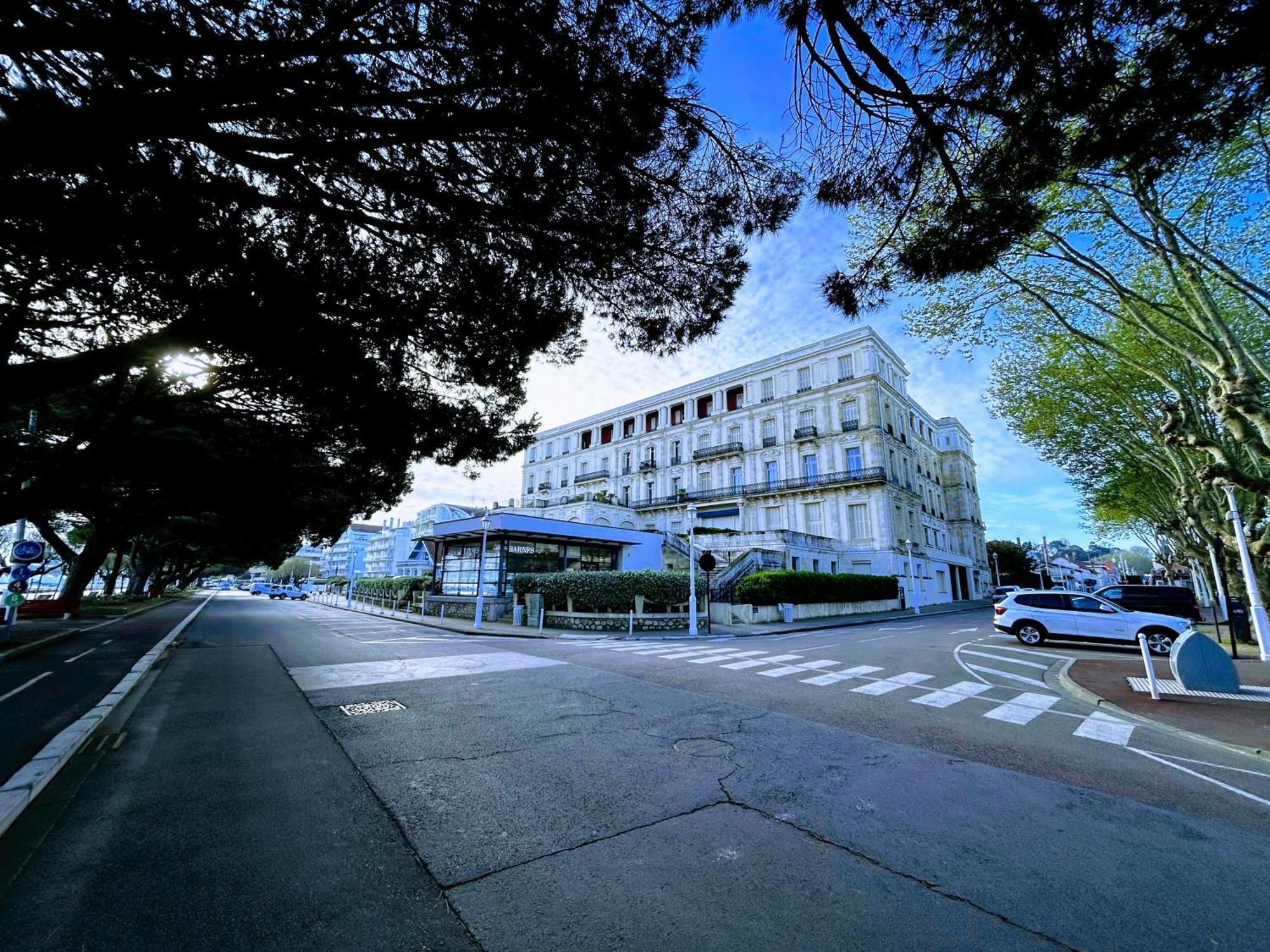 Grand Hotel - Magnifique Appartement Bord De Plage Centrale Arcachon Zewnętrze zdjęcie