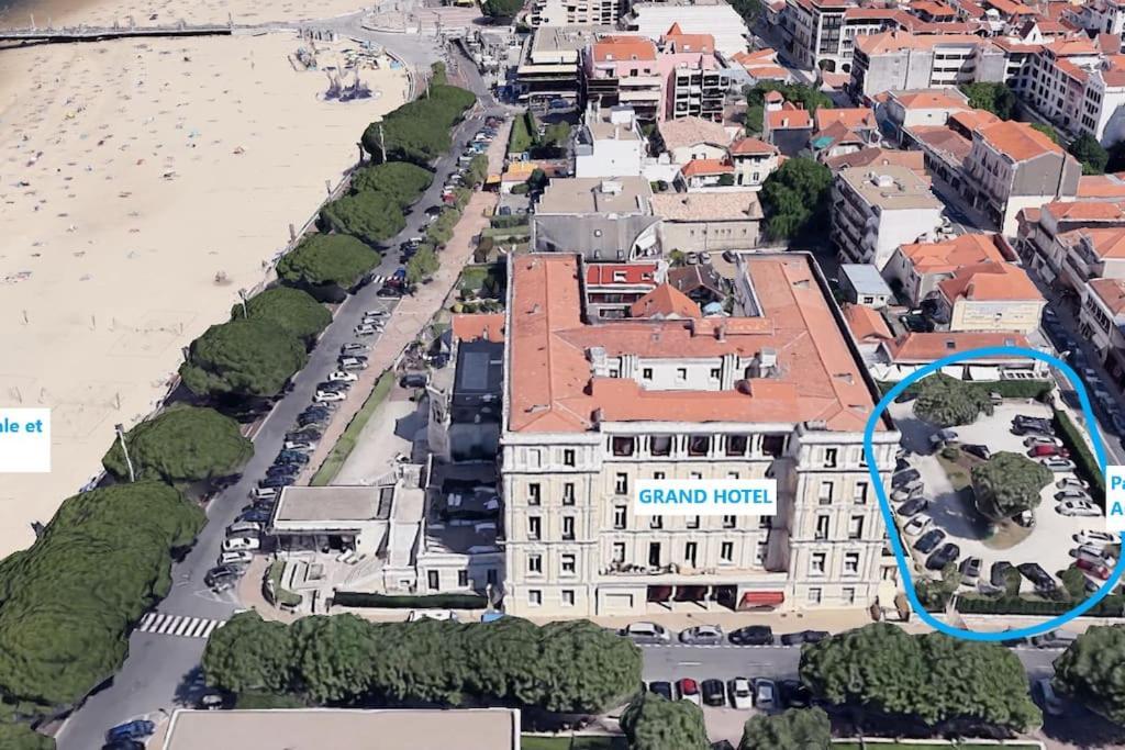 Grand Hotel - Magnifique Appartement Bord De Plage Centrale Arcachon Zewnętrze zdjęcie
